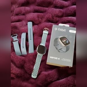 Fitbit Versa 4 Smartwatch with 2 Bands And Charger